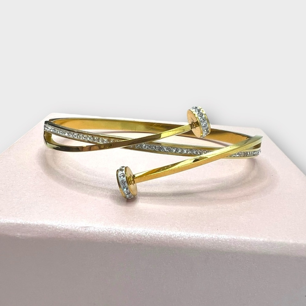 💛Two-Tone🩶Twisted Stainless Steel Bracelet with Cubic Zirconia Accents/NWOT - Picture 4 of 7